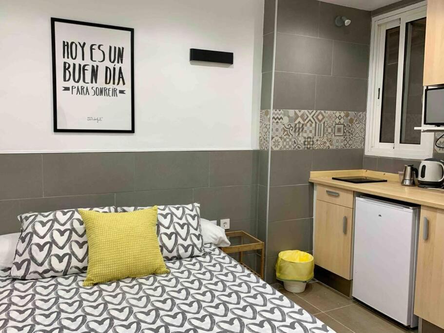 In By Perita Next Metro St T1 * Barcelona