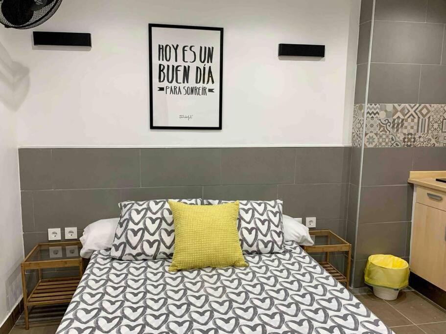 In By Perita Next Metro St T1 Barcelona