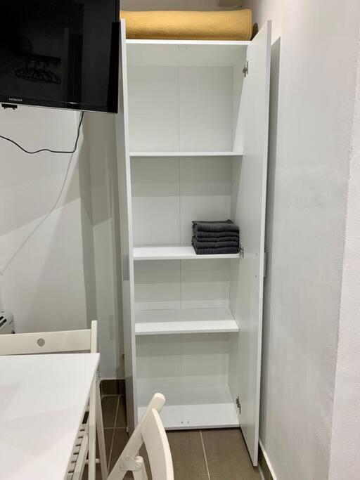 In By Perita Next Metro St T1 Appartement *