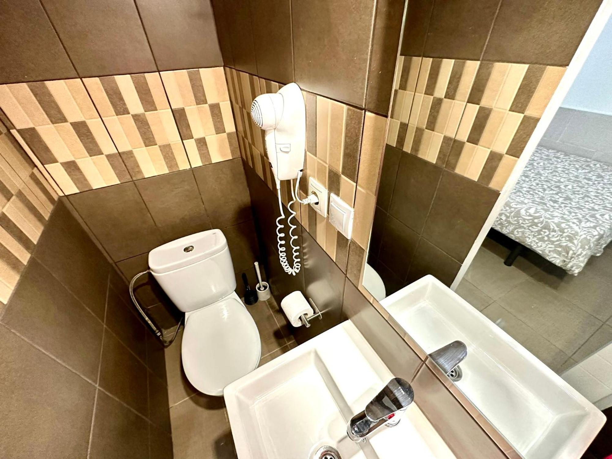 Appartement In By Perita Next Metro St T1