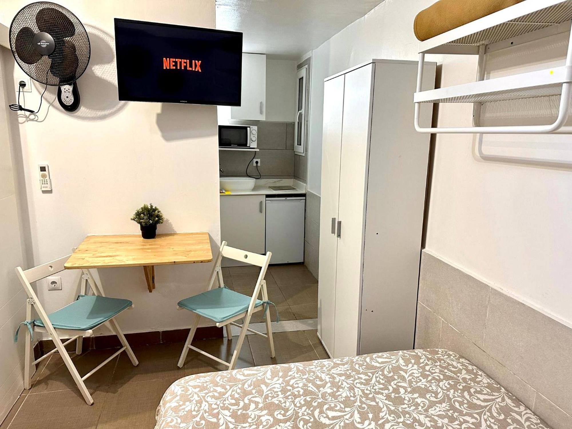 In By Perita Next Metro St T1 Appartement